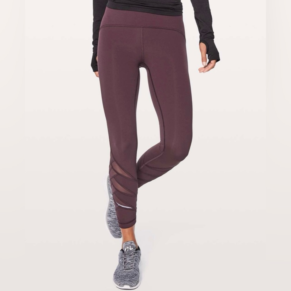 Lululemon Motionful 7/8 Tight 25" in Black Cherry (repaired)